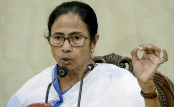 बंगाल में विधानसभा चुनाव से पहले ‘बंगाली-बिहारी’ मुद्दे को हवा पश्चिम बंगाल की मुख्यमंत्री ममता बनर्जी