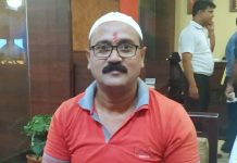 20 साल से रोजा रख रख रहे हैं मुरली मनोहर श्रीवास्तव हिन्दू रोजेदार मुरली मनोहर श्रीवास्तव