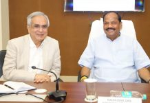 झारखंड कई मामलों में दूसरे राज्यों से आगे निकल चुका हैः सीएम मुख्यमंत्री श्री रघुवर दास की अध्यक्षता एवं नीति आयोग के उपाध्यक्ष डॉ राजीव कुमार की उपस्थिति में झारखण्ड सरकार और नीति आयोग की बैठक झारखण्ड मंत्रालय में हुई।