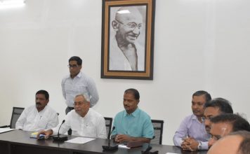नीतीश कुमार ने 181 करोड़ बाढ़ पीड़ितों के बैंक खातों में डाले