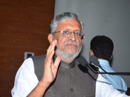 सीतामढ़ी के 77 हजार बाढ़ पीड़ित परिवारों को 46.47 करोड़ ट्रांसफर GST जमा करने की समय सीमा बढ़ायी गयी, सुशील कुमार मोदी की घोषणा