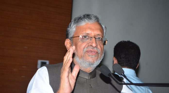 GST लागू करने वाली सरकार प्रचंड बहुमत से जीत गयीः सुशील मोदी GST जमा करने की समय सीमा बढ़ायी गयी, सुशील कुमार मोदी की घोषणा