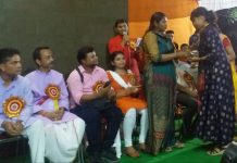 विद्यासागर सांस्कृतिक मंच ने किया मेधावी छात्रों को सम्मानित