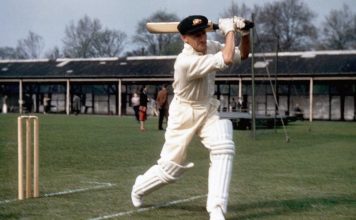डॉन ब्रैडमैन ने 89 साल पहले एक दिन में 300 रन बनाये थे डॉन ब्रैडमैन