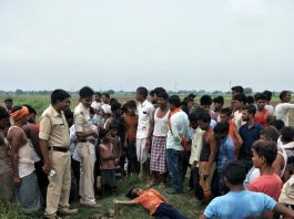 बिहार के हैं तो ये खबरें आप जरूर पढ़ना चाहेंगे सारण जिले के डोरीगंज में युवती की लाश मिलने की सूचना पर जुटी भीड़