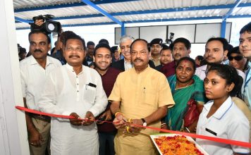 आयुष्मान भारत योजना से टी.एम.एच अस्पताल जुड़ा टीएमएच के कार्यक्रम का उद्घाटन करते झारखंड के मुख्यमंत्री रघुवर दास