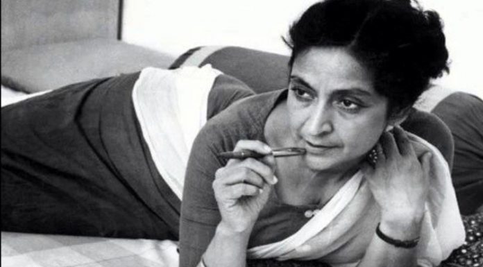 साहित्यिक सौंदर्यता के साथ-साथ वो फिल्मी हिरोइन से भी अधिक खूबसूरत थीं