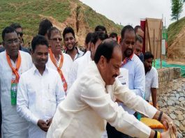 अब खेतों के भी कंठ नहीं रहेंगे सूखे, कोनार सिंचाई परियोजना का हुआ उद्घाटन अब खेतों के भी कंठ नहीं रहेंगे सूखे, कोनार सिंचाई परियोजना का हुआ उद्घाटन