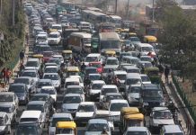 शहर बदलते ही क्यों बदल जाती है हमारी तमीज और तहजीब