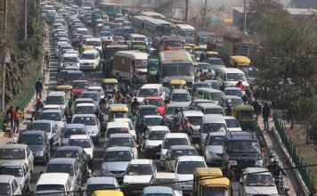 शहर बदलते ही क्यों बदल जाती है हमारी तमीज और तहजीब