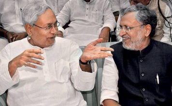 बिहार में भाजपा से जदयू निभायेगा दोस्ती, झारखंड में लड़ेगा कुश्ती नीतीश कुमार-सुशील कुमार मोदी (फाइल फोटो)