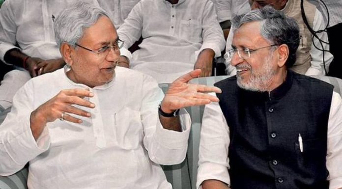 बिहार में भाजपा से जदयू निभायेगा दोस्ती, झारखंड में लड़ेगा कुश्ती नीतीश कुमार-सुशील कुमार मोदी (फाइल फोटो)