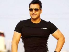 बॉलीवुड सुपर स्टार गोविंदा के भांजे अभिनेता विनय आनंद क्यों हैं परेशान, पढ़िये बॉलीवुड सुपर स्टार गोविंदा के भांजे अभिनेता विनय आनंद क्यों हैं परेशान, पढ़िये