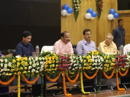 हिंदी हमारी शान है हिंदी हमारी पहचान है