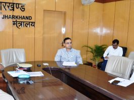 घर से स्कूल तक ई-सिगरेट के सेवन पर रहेगी नजर