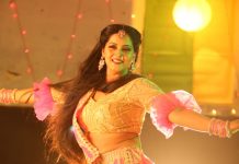 दिनेश लाल यादव-आम्रपाली की फिल्म- ‘निरहुआ द लीडर’ की शूटिंग फिल्म का एक दृश्य