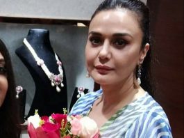 पटना पहुंची बॉलीवुड स्टार प्रीति जिंटा, कहा- रूड़ी से घरेलू संबंध अभिनेत्री प्रीति जिंटा