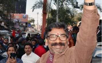 हेमंत सोरेन का नया राजनीतिक अवतार, राष्ट्रीय फलक पर उभरता चेहरा झारखंड के मुख्यमंत्री हेमंत सोरेन