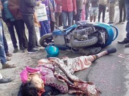 ट्यूशन पढ़ने जा रही 11 वीं की छात्रा को बस ने रौंदा जलपाईगुड़ी में बस ने 11वीं की छात्रा को रौंद डाला, मौके पर हुई मौत