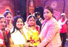 फूहड़पन, अश्लीलता के कारण लोकगीतों की बदनामीः नीतू औरंगाबाद के एक कार्यक्रम में डा. नीतू नवगीत