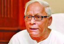 बंगाल में 11 साल सीएम रहे बुद्धदेव, फिर भी न बंगला है न कार पश्चिम बंगाल के पूर्व मुख्यमंत्री बुद्धदेव भट्टाचार्य