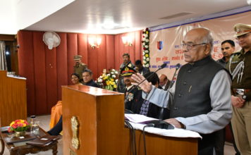 NCC और NSS का प्रशिक्षण जरूर हासिल करें देश के युवा हरियाणा के राज्यपाल सत्यदेव नारायण आर्य ने मंगलवार को एन.सी.सी. व एन.एस.एस के कैडेट्स व स्वयंसेवकों के सम्मान में आयोजित समारोह संबोधित किया