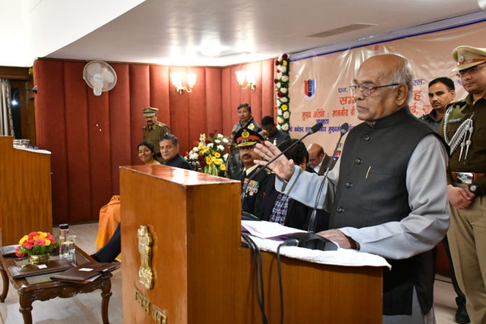 हरियाणा के राज्यपाल सत्यदेव नारायण आर्य ने मंगलवार को एन.सी.सी. व एन.एस.एस के कैडेट्स व स्वयंसेवकों के सम्मान में आयोजित समारोह संबोधित किया
