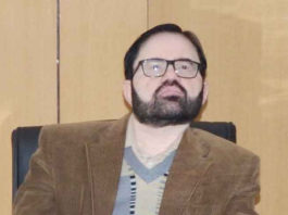 झारखंड में पीपुल फ्रेंडली बनेंगे सरकारी दफ्तर, सीएस ने दिया निर्देश झारखंड के मुख्य सचिव डा. डीके तिवारी