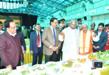 बिहार के राज्यपाल ने ‘उद्यान प्रदर्शनी’ का उद्घाटन किया राज्यपाल ने राजभवन में आयोजित ‘उद्यान प्रदर्शनी’ का परिभ्रमण कर अवलोकन किया