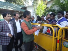 झारखंड के मुख्यमंत्री हेमंत सोरेन ने सुनी फरियादियों की पीड़ा जनता की समस्याएं सुनते झारखंड के मुख्यमंत्री हेमंत सोरेन