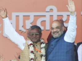 बाबूलाल मरांडी आखिरकार बीजेपी के हो गये, बोल भी बदले बीजेपी के हुए बाबूलाल मरांडी, भाजपा में जेवीएम क विलय के अवसर अमित शाह के साथ बाबूलाल मरांडी