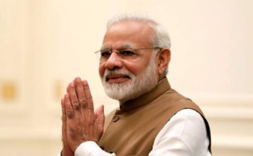 नरेंद्र मोदी का सही कदम, सांसद फंड से राजनीति में शुचिता असंभव Lockdown की मियाद 3 मई तक बढ़ा दी गयी है। कोरोना की लड़ाई में अतिरिक्त सतर्कता बरतने की आवश्यकता है। हफ्ते भर लाकडाउन की सख्ती से पालन कराया जाएगा।