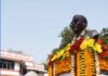 कर्पूरी ठाकुर की पुण्यतिथि पर नीतीश कुमार ने श्रद्धांजलि दी कर्पूरी ठाकुर की पुण्यतिथि के अवसर पर जननायक कर्पूरी ठाकुर स्मृति संग्रहालय में आयोजित समारोह में मुख्यमंत्री नीतीश कुमार शामिल हुए और श्रद्धांजलि दी