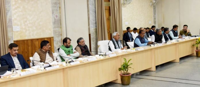 बिहार के मुख्यमंत्री नीतीश कुमार ने राज्य के कृषकों एवं कृषि प्रक्षेत्र के प्रतिनिधियों के साथ की बैठक