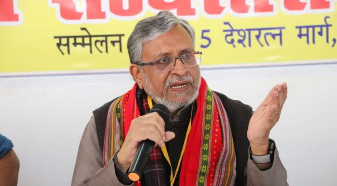 बिहार में 8.42 करोड़ से सभी मेडिकल कालेजों में बन रहा आई बैंक दधीचि देहदान समिति के राज्यस्तरीय सम्मेलन में उपमुख्यमंत्री। कहा- बिहार में 8.42 करोड़ से सभी मेड़िकल कालेजों में बनेगा आई बैंक