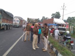 बिहार सरकार 12 पीड़ित परिवारों को देगी 4-4 लाख मुआवजा दुर्घटना के बाद एनएच पर पसरा सन्नाटा