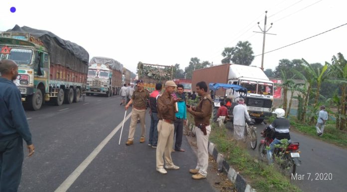 बिहार सरकार 12 पीड़ित परिवारों को देगी 4-4 लाख मुआवजा दुर्घटना के बाद एनएच पर पसरा सन्नाटा