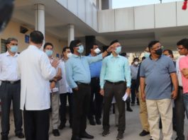 झारखंड में राशन कार्ड जिनके पास नहीं, उन्हें भी मिलेगा अनाज झारखंड में रासन कार्ड जिनके पास नहीं है, उन्हें भी मिलेगा अनाज। सीएम हेमंत सोरेन ने की घोषणा। इससे पहले उन्होंने रिम्स में कोरोना से निपटने की तैयारियों का जायजा लिया