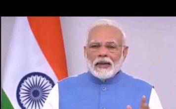 कोरोना वायरस को मात देने के लिए जुटे NSS बंगाल के स्वयंसेवक PM नरेंद्र मोदी ने 19 जून को सर्वदलीय बैठक बुलायी है। PM नरेंद्र मोदी के साथ सभी राजनीतिक दलों के अध्यक्षों की बैठक उस दिन शाम 5 बजे होगी।