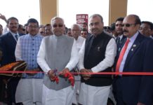 नीतीश कुमार की दो टूक- हम वोट के चक्कर में नहीं रहते नीतीश कुमार ने मधेपुरा में कर्पूरी ठाकुर के नाम पर बने मेडिकल कालेज एवं अस्पताल का उद्घाटन किया