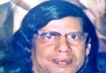 फणीश्वरनाथ रेणु से जेपी आंदोलन के दौरान हुई बातचीत के अंश फणीश्वरनाथ रेणु का कथा संसार दो भिन्न भारतीय स्वरूपों के बीच खड़ा है। प्रेमचंद के बाद फणीश्वर नाथ रेणु को आंचलिक कथाकार माना गया है।