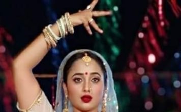 भोजपुरी फिल्म ‘स्वर्ग सा सुंदर’ की शूटिंग मुंबई में चल रही भोजपुरी फिल्म- स्वर्ग सा सुंदर की नायिका