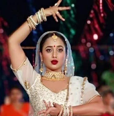 भोजपुरी फिल्म ‘स्वर्ग सा सुंदर’ की शूटिंग मुंबई में चल रही भोजपुरी फिल्म- स्वर्ग सा सुंदर की नायिका