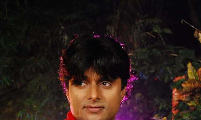 भोजपुरिया रुपहले पर्दे पर रोहित राज की धमाकेदार इंट्री भेोजपुरिया रूपहले पर्दे के अभिनेता रोहित राज यादव