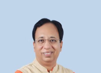 बिहार एनडीए में मचे घमासान पर बीजेपी ने लगाया विराम, बदले सुर संजय जयसवाल ने नीतीश शासन की तारीफ के पुल बांधे। कहा राजद शासन में लोगों का घर से निकलना मुश्किल था, लेकिन नीतीश शासन में बदमाश जेल गये या मारे गये।