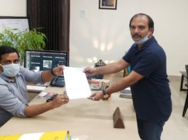 कृषि व उद्योग के काम 20 अप्रैल से लॉक डाउन से मुक्त रहेंगे कृषि व उद्योग के काम 20 अप्रैल से लॉक डाउन से मुक्त रहेंगे। इस बारे में बोकारो के उपायुक्त मुकेश कुमार ने अधिकारियों के साथ बैठक की।