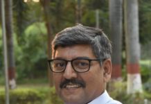 बिहार सरकार हर मोर्चे पर विफल, कांग्रेस ने लगाया आरोप बिहार सरकार हर मोर्चे पर विफल है। प्रवासियों को लाने के लिए पहले इजाजत मांगी और जब मिली तो सरकार की सांस अंटक गई। यह आरोप कांग्रेस ने लगाया है।