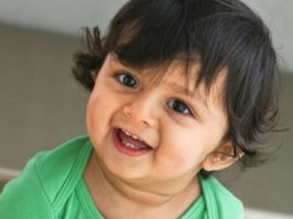 मसूढ़े से खून बहे तो हो जाएं सावधान, हो सकता है हीमोफीलिया मसूढ़े से खून लगातार बहे तो सावधान हो जाएं। यह अनुवांशिक बामारी हीमोफीलिया का लक्षणों में से एक माना जाता है।