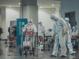 Lockdown के दौरान UP में तनाव से बचाने के लिए काउंसेलिंग Lock Down के दौरान UP में आश्रय स्थलों या शेल्टर होम्स में रह रहे प्रवासी मजदूरों को मानसिक तनाव से बचाने के लिए स्वास्थ्य विभाग ने आनोखी पहल की है।