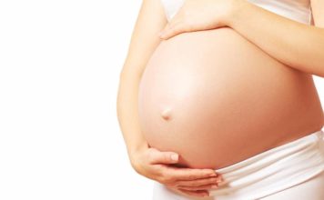 लाक डाउन में गर्भवती महिलाएं सेहत व पोषण का रखें ख्याल लाक डाउन में गर्भवती महिलाएं अपनी सेहत व पोषण का विशेष ख्याल रखें। यह बहुत जरूरी है। ऐसा न करना उनके लिए खतरनाक हो सकता है।